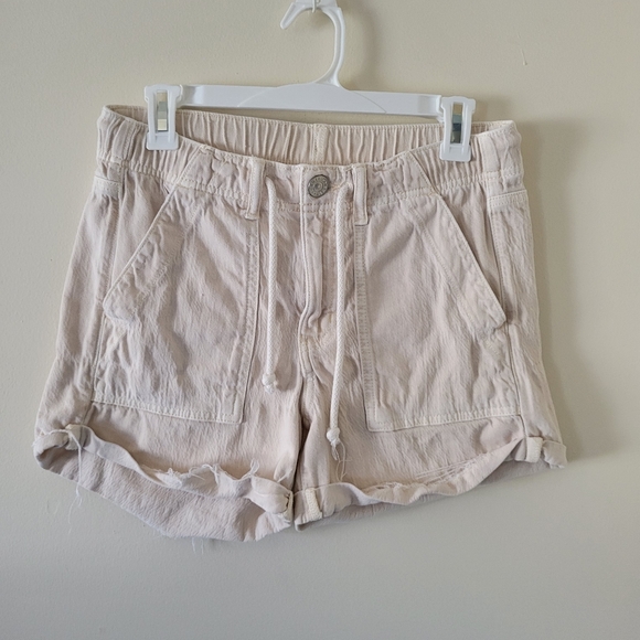 American Eagle Beige Stretch Denim Shorts - Picture 2 of 6